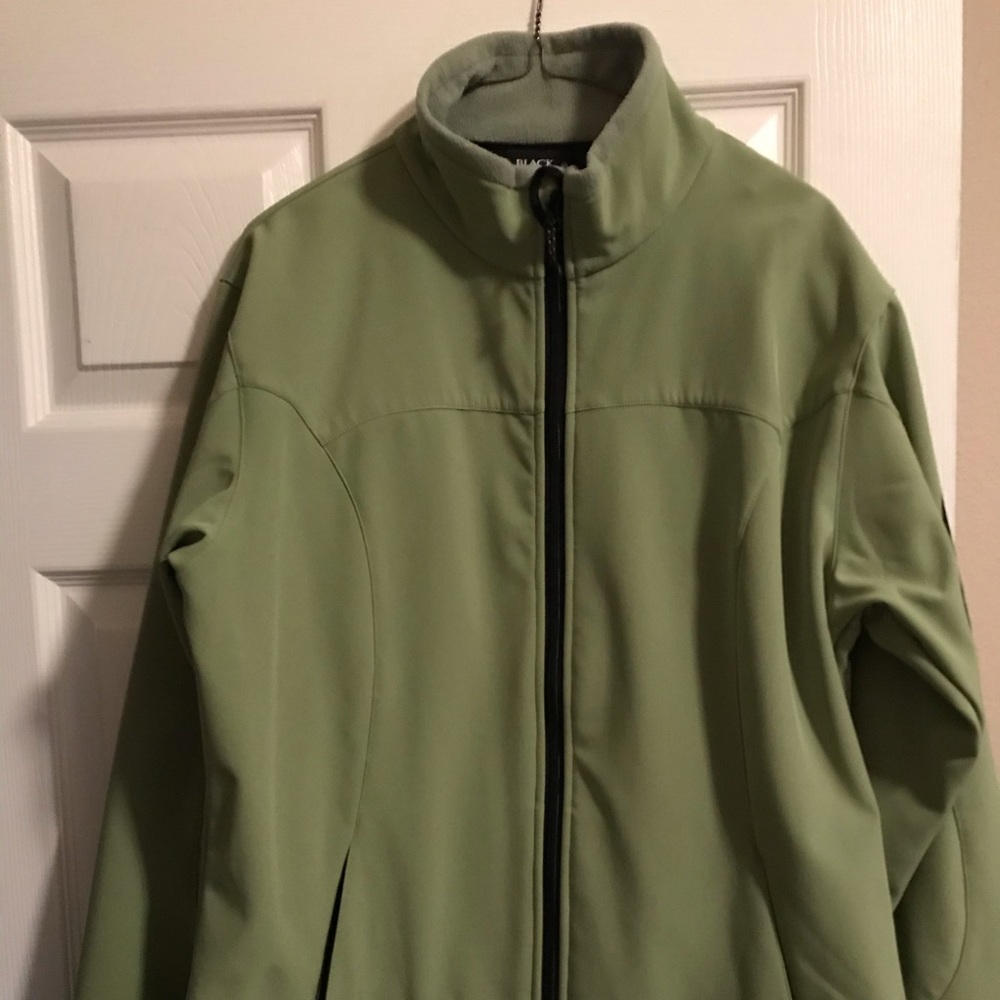 Women’s black mountain jacket - Size XL